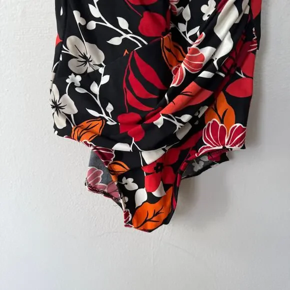 Miraclesuit floral one-piece swimsuit red black floral size 10